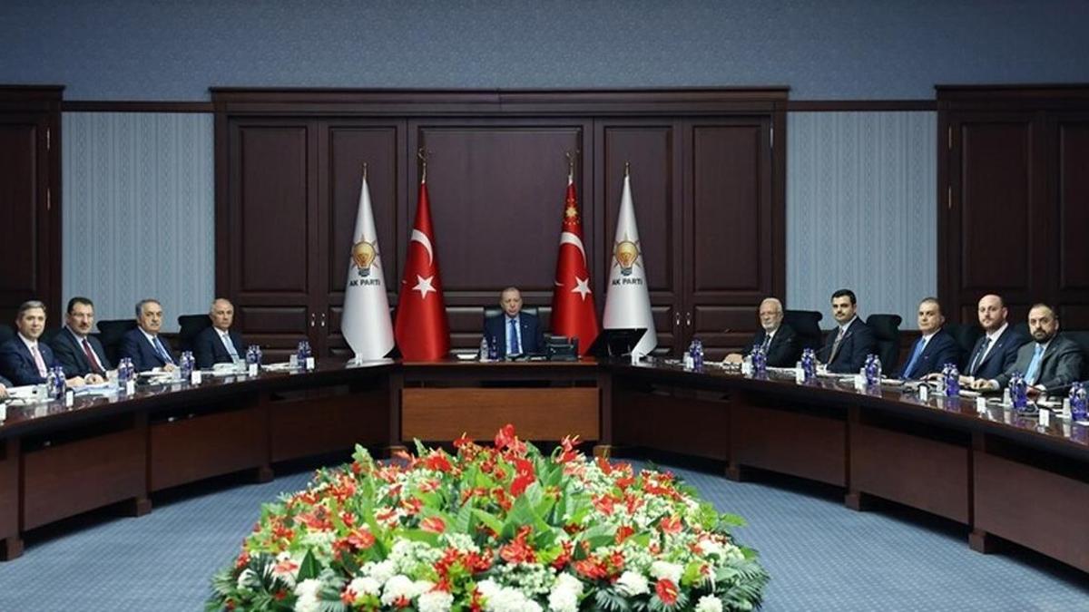 AK Parti MYK toplantısı sona erdi