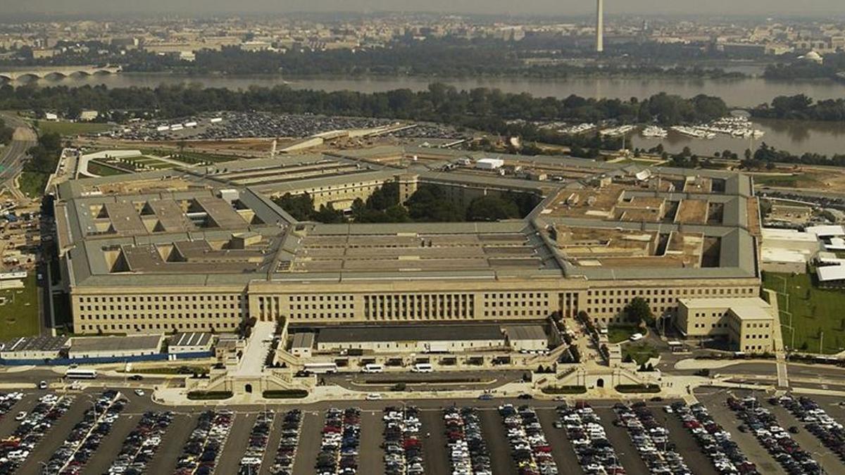 Pentagon’da kimyasal madde alarmı! Çok sayıda kat ve koridor