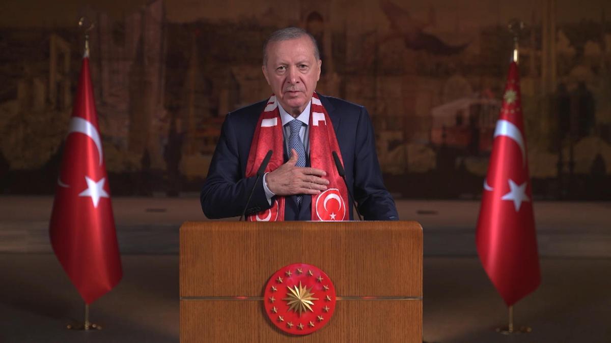 Cumhurbaşkanı Erdoğan'dan A Milli Futbol Takımı'na mesaj: Şimdi yeni bir destan yazma zamanı