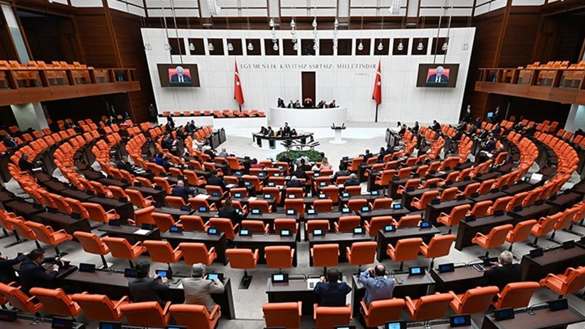 Resmi Gazete'de yayımlandı! Meclis'in çalışma süresi uzatıldı