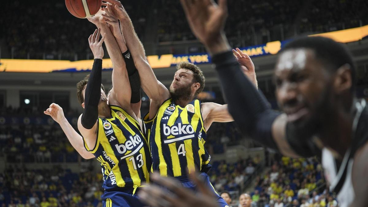 Fenerbahçe Beko, serinin 4. maçını kazanırsa üst üste 3. kez şampiyon olacak