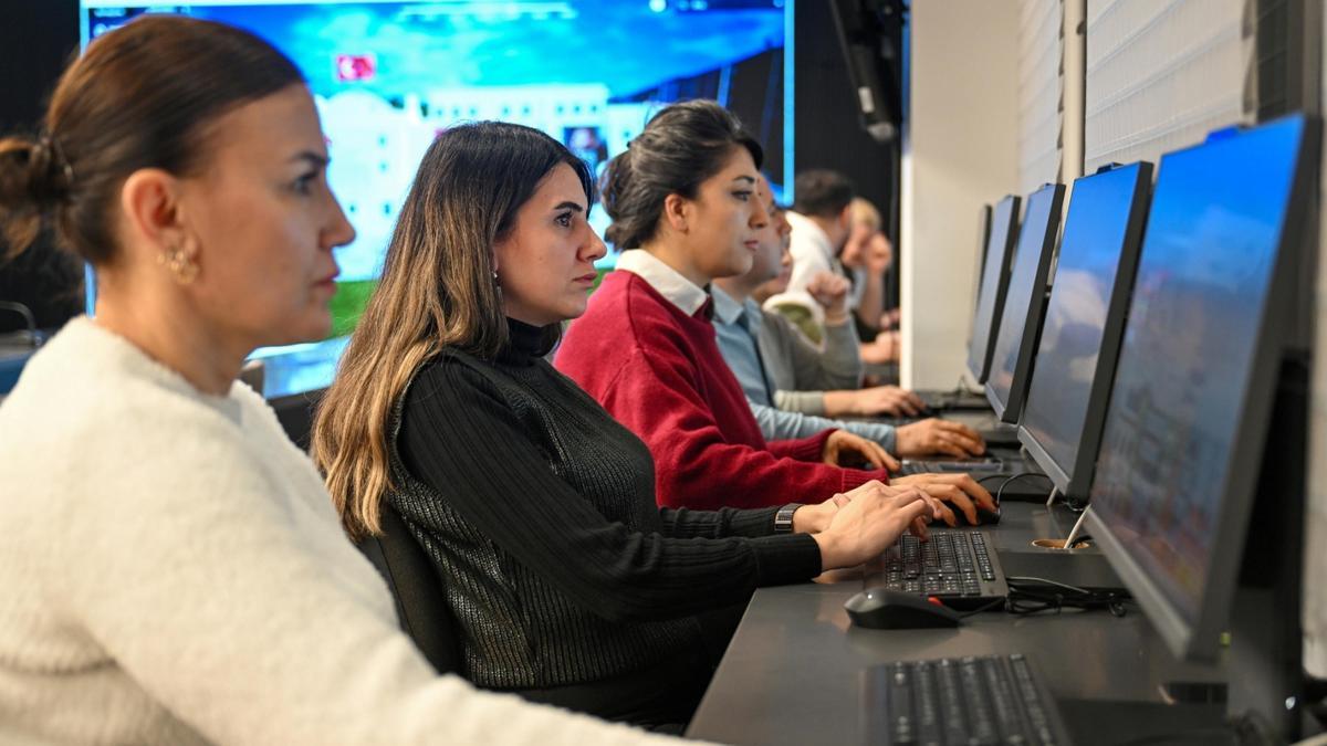 Bornova'da e-Eksper hizmete açıldı