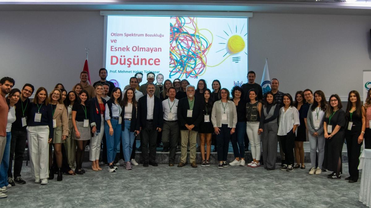 Eskişehir'de "4. Otizm Okulu" programı düzenlendi