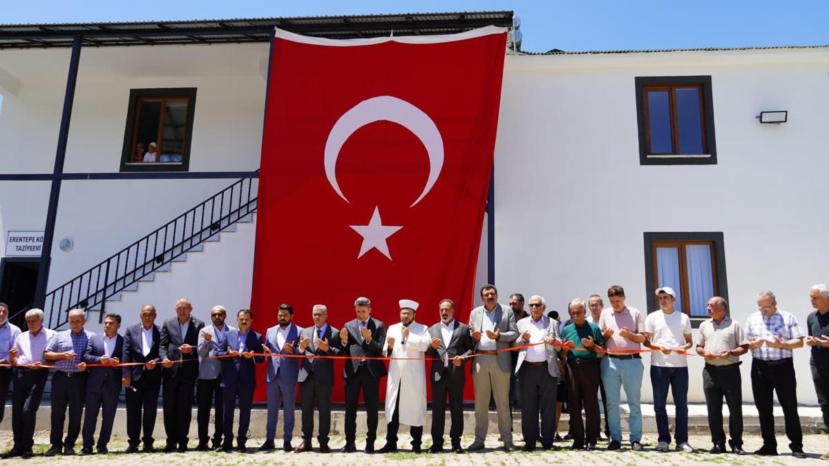Bingöl’de 45 günde tamamlanan cami ibadete açıldı