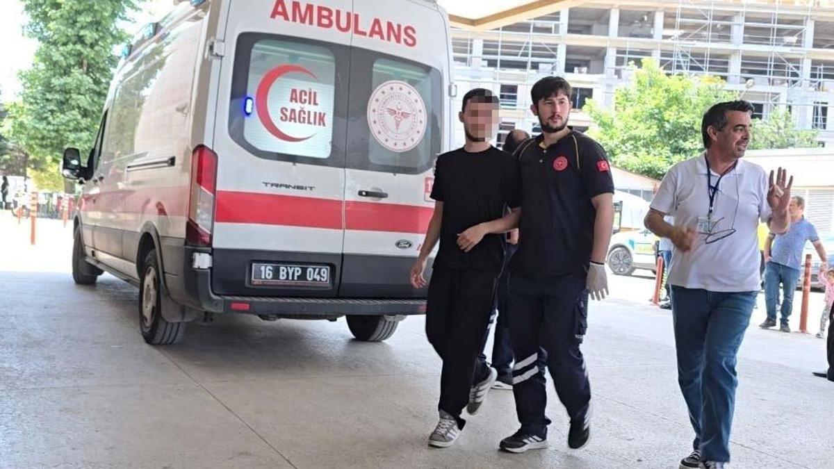 Sınav sırasında rahatsızlandı, hastaneye kaldırıldı