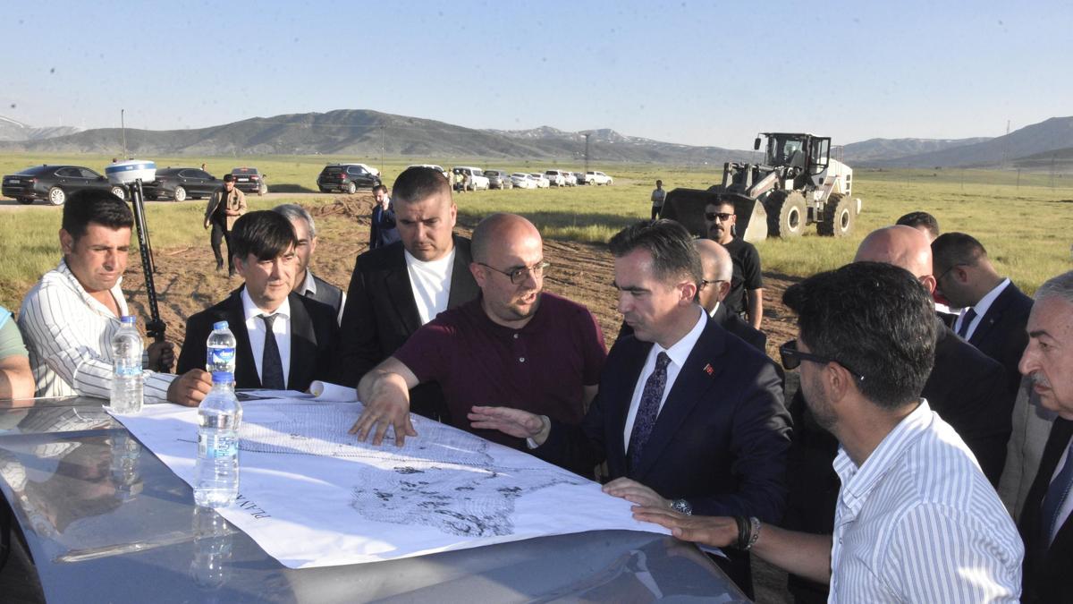 Bitlis'te ilave organize sanayi bölgesi için çalışmalar hız kazandı
