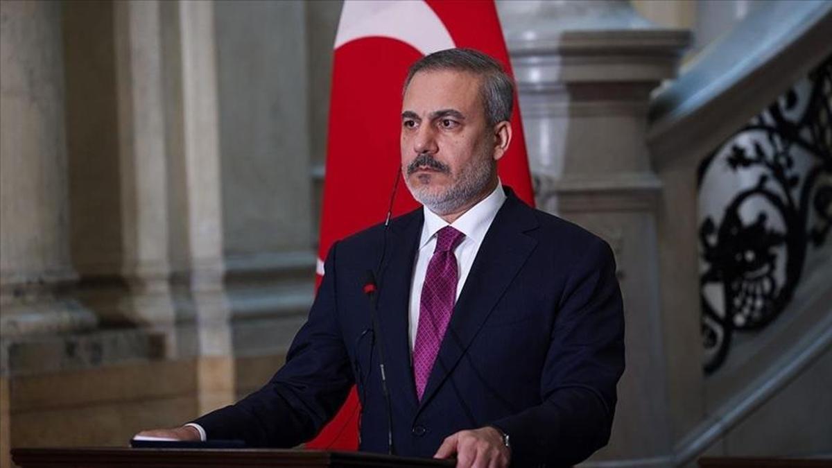 Kahire’de önemli 4'lü zirve: Dışişleri Bakanı Hakan Fidan'dan ilk temaslar!