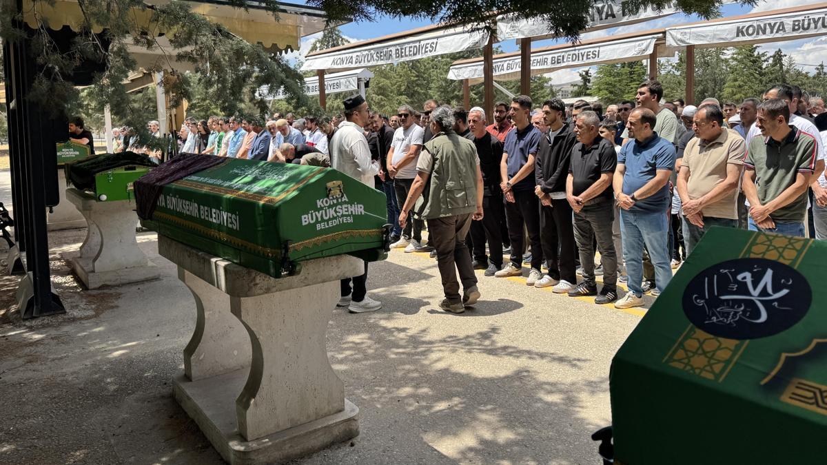 Isparta'da devrilen midibüste hayatını kaybeden kadın Konya'da defnedildi