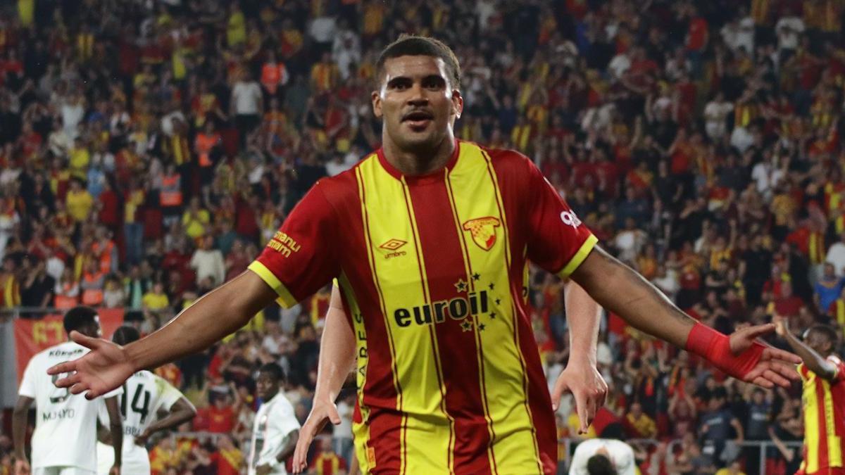 Göztepe'de Jeh, takımdan ayrılıyor! İşte yeni adresi...