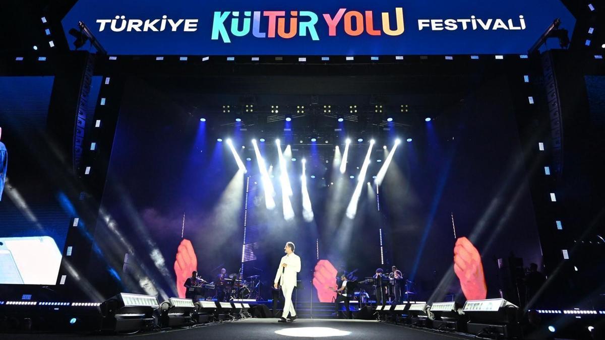 Samsun'da Bayhan'dan unutulmaz konser