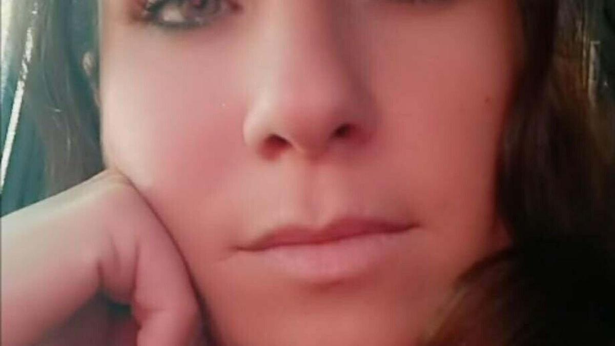 Maske ve eldivenle bekleyip, boşanma aşamasındaki eşini öldüren sanığa ağırlaştırılmış müebbet istemi