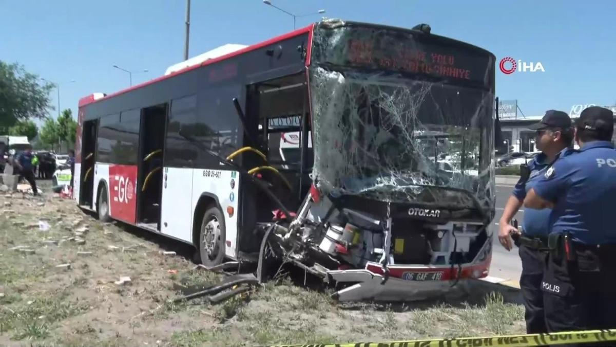 Ankara Etimesgut'ta belediye otobüsünün karıştığı trafik kazası.