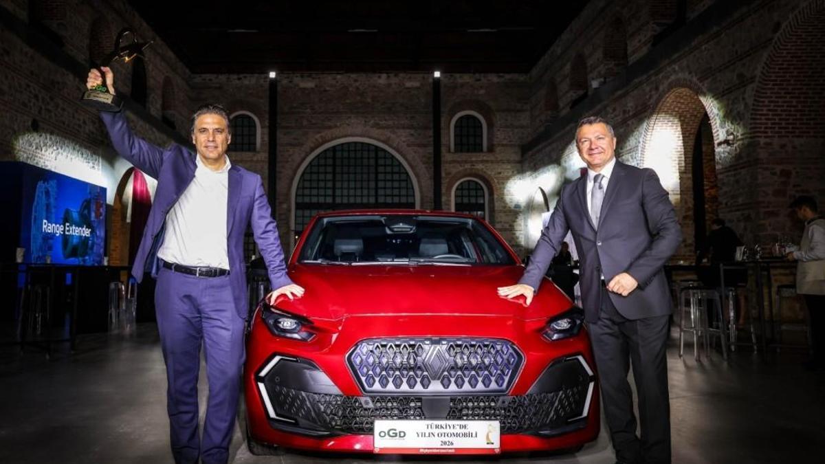Türkiye’de “Yılın Otomobili” Renault Clio Seçildi