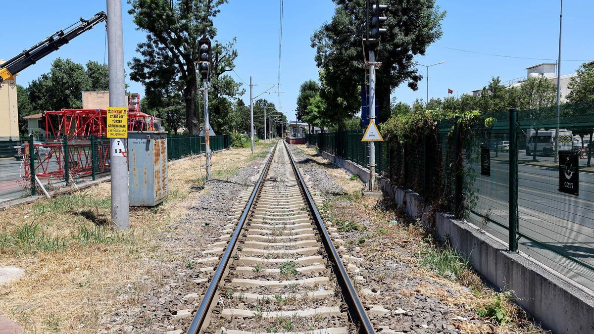 Sakarya’da tren raylarının yer altına alınması için ilk adım atıldı