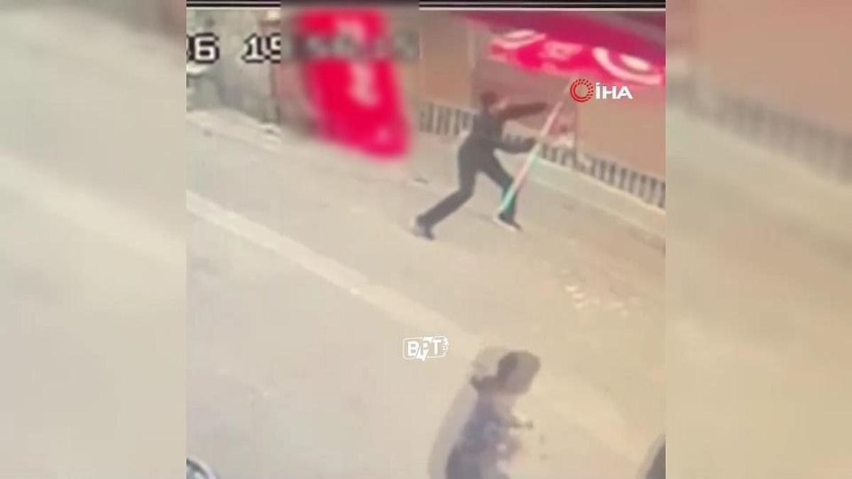 8. kattan düşen kediyi böyle kurtardı!