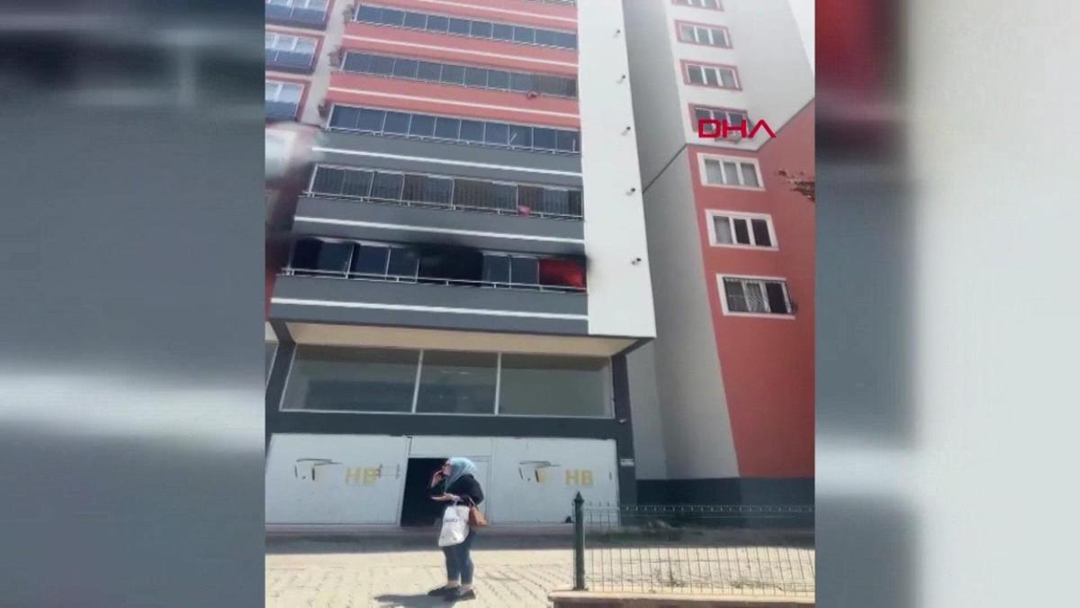 SON DAKİKA... Kahramanmaraş'ta bir binada yangın: 3 can kaybı