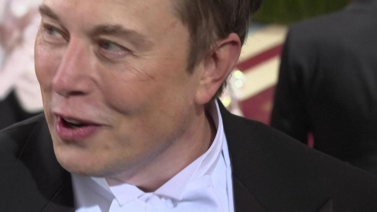 Dolar trilyonerliği 12 gün sürdü! Elon Musk'ın şirketi Space X'in hisse değeri düştü