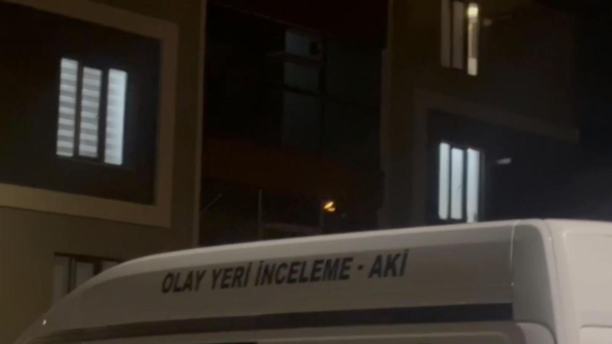 Boşandığı eşi ile yanındakini pompalı tüfekle öldürdü