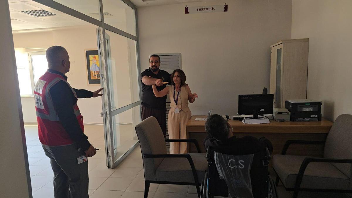 Hastanede rehine kurtarma tatbikatı