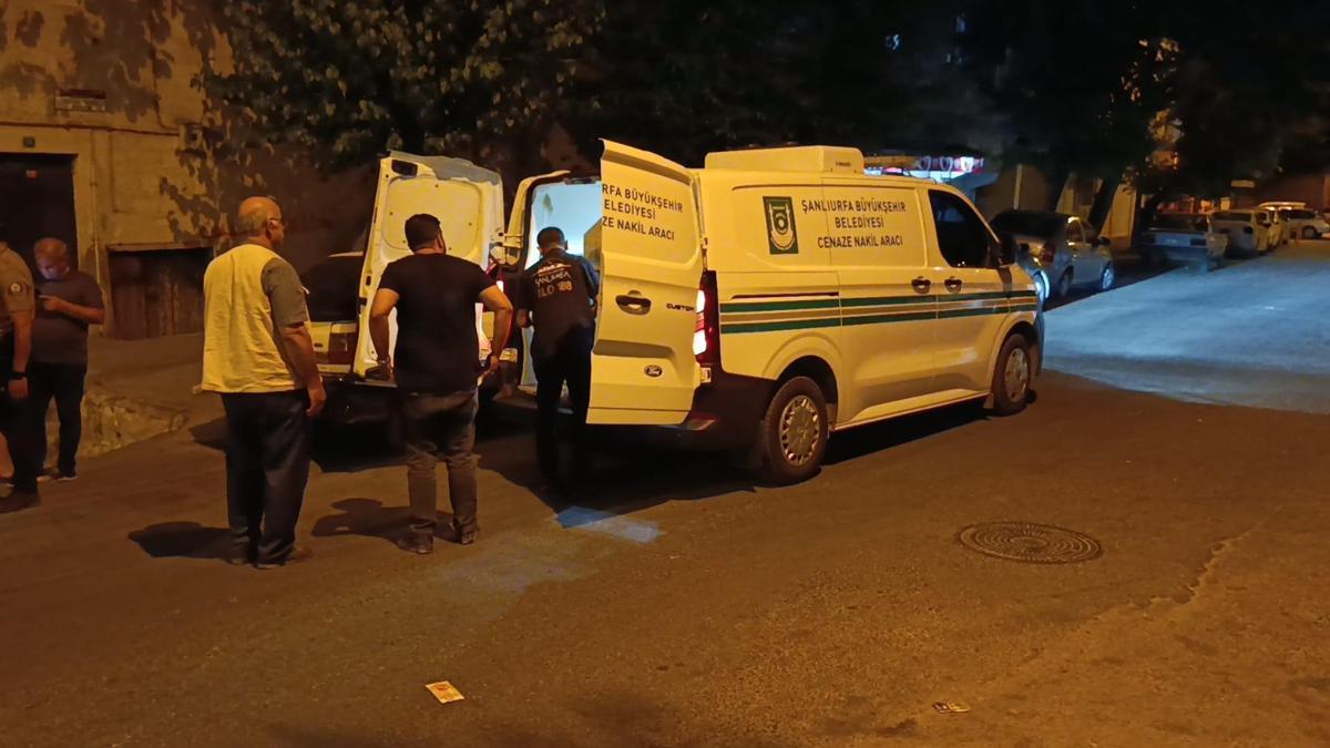 70 yaşındaki adam evinde ölü bulundu