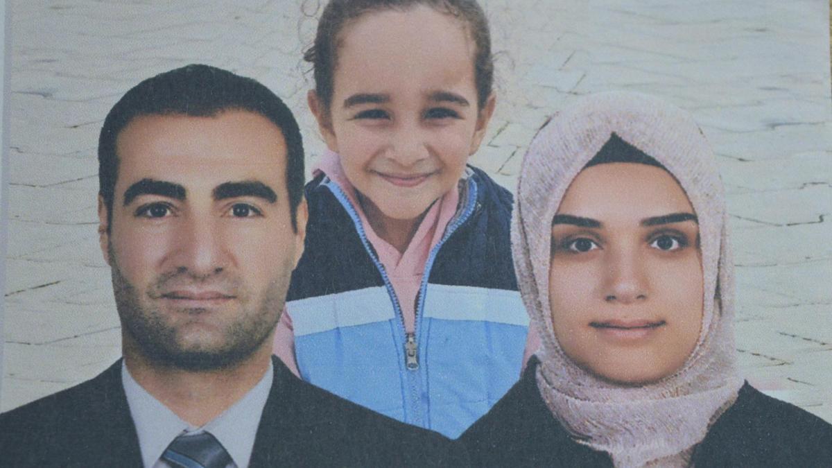 Çift ile kızlarının öldürülmesine ilişkin davanın ilk duruşmasında 2 sanığa tahliye