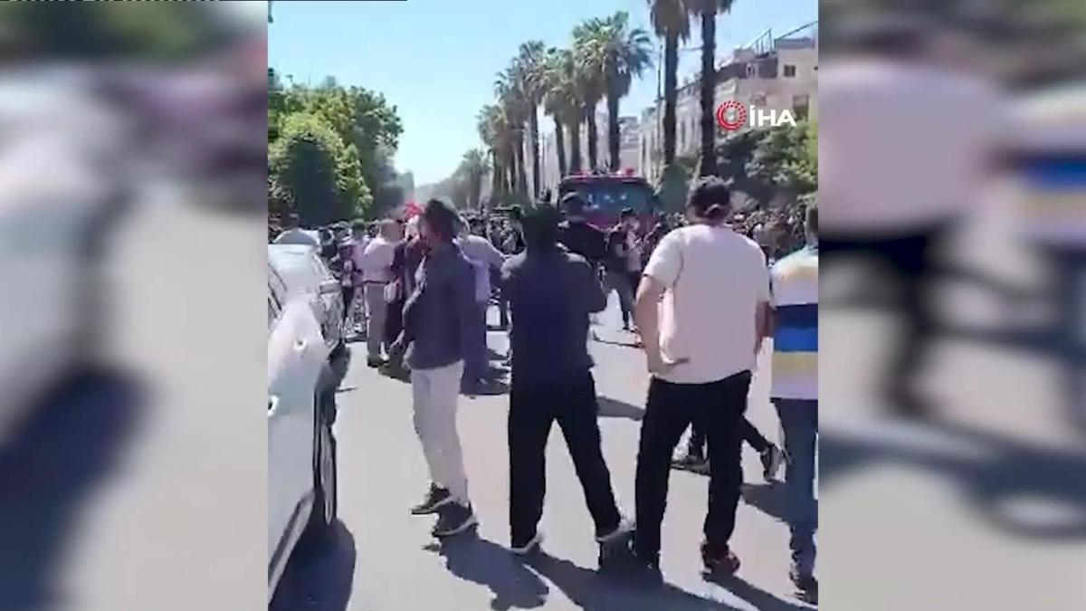 SON DAKİKA... Suriye'nin başkenti Şam'da bir kafede patlama meydana geldi: 4 ölü, 11 yaralı