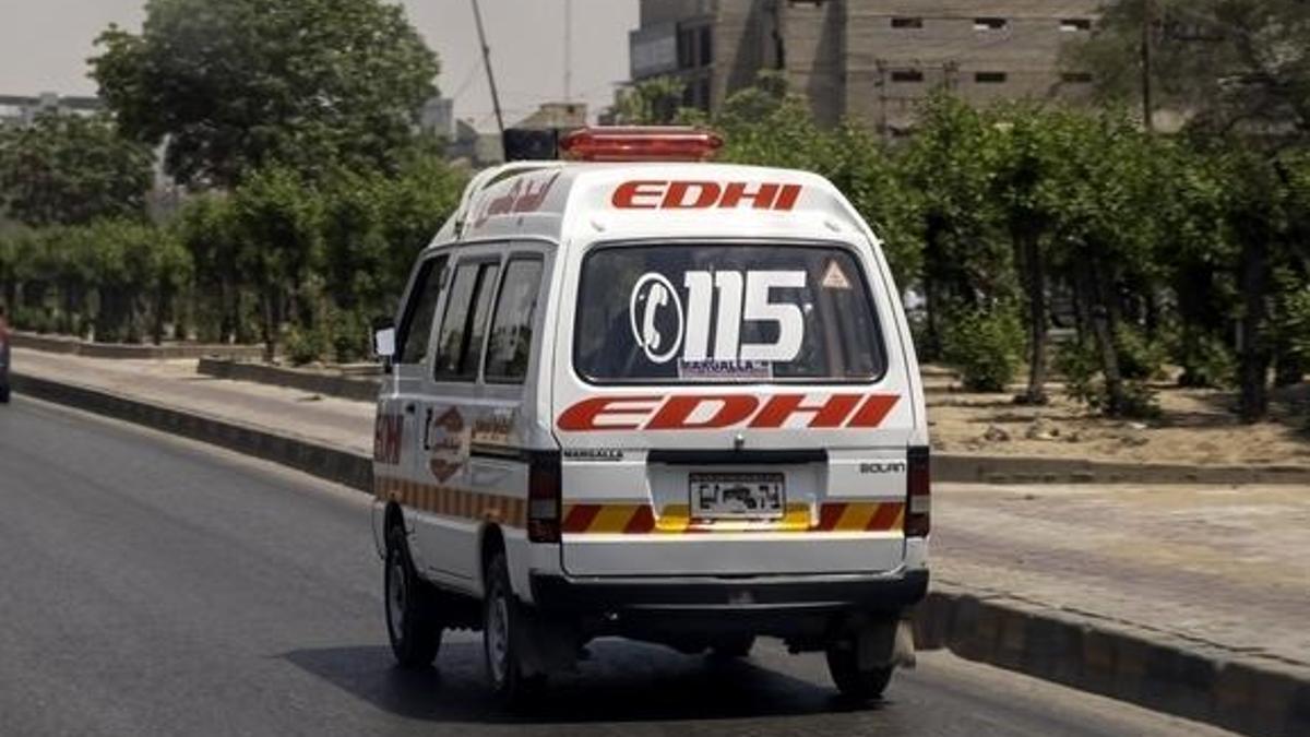SON DAKİKA... Pakistan'da katliam gibi kaza: En az 40 ölü!