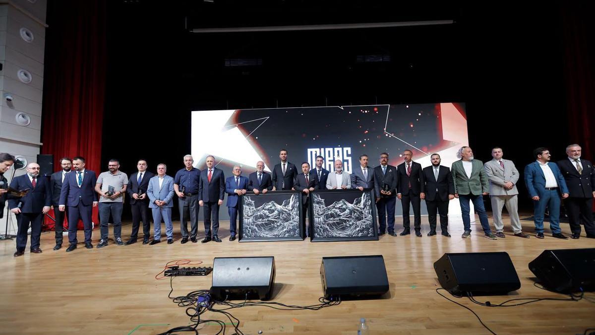 Kayseri Büyükşehir Belediyesi’ne KAYOTED'den 3 ödül