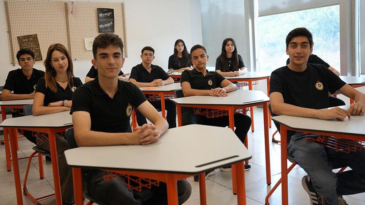 Demirören Medya ve Teknoloji Lisesi'nde tanıtım günleri başladı