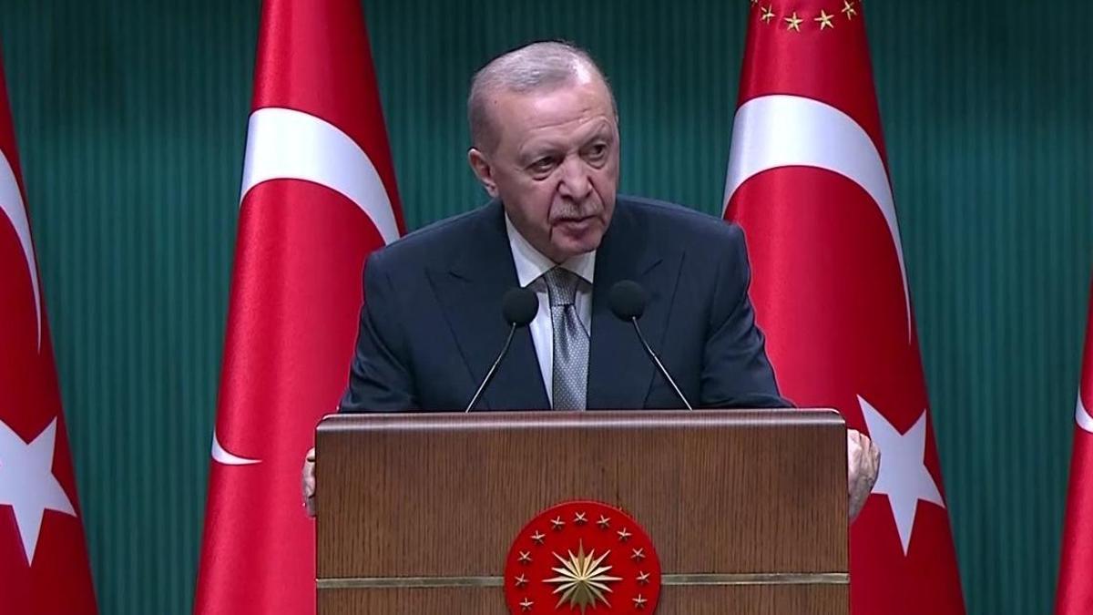 SON DAKİKA HABERİ: Cumhurbaşkanı Erdoğan: NATO Zirvesi başarıyla geçti haber görseli