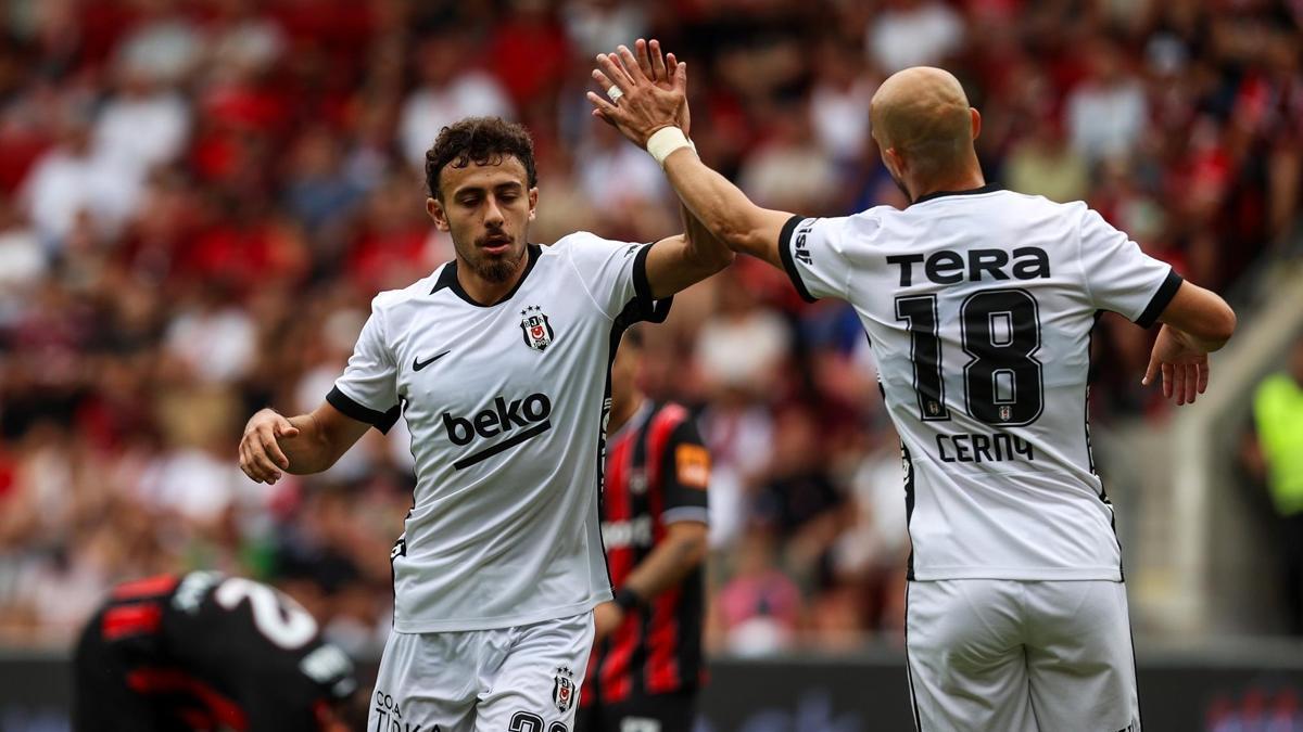 Beşiktaş, Slovakya kampını 6 maçla tamamladı haber görseli