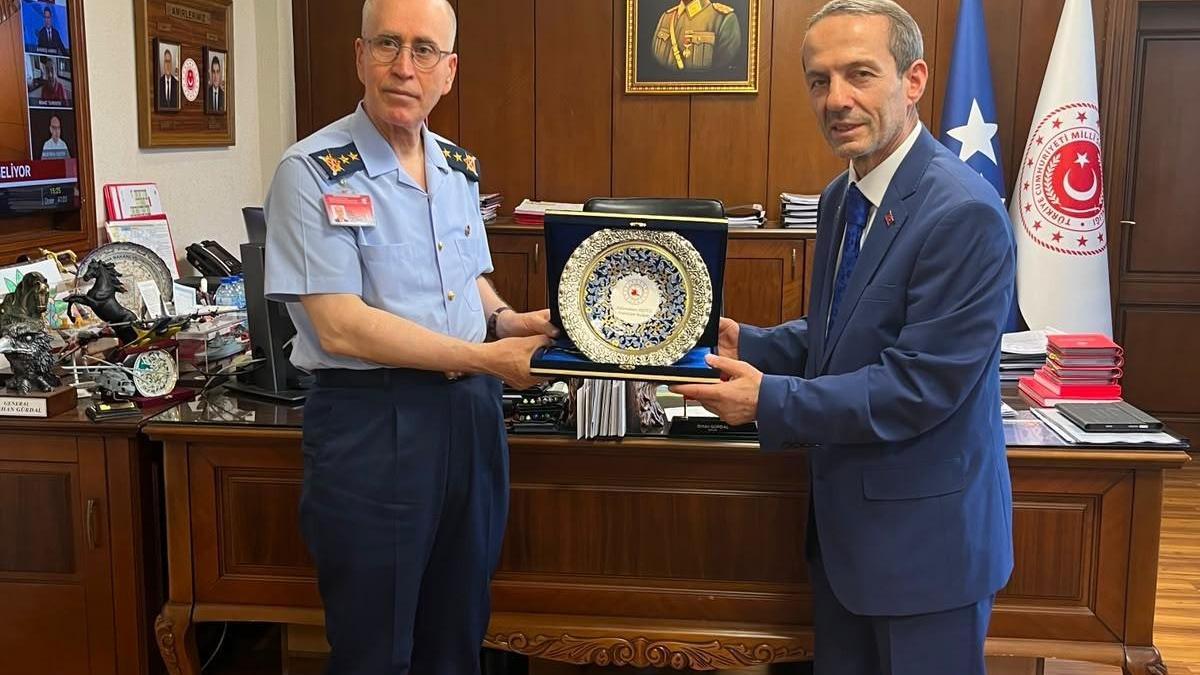 Türk Silahlı Kuvvetlerinde wushu kung fu faaliyetleri başlayacak haber görseli
