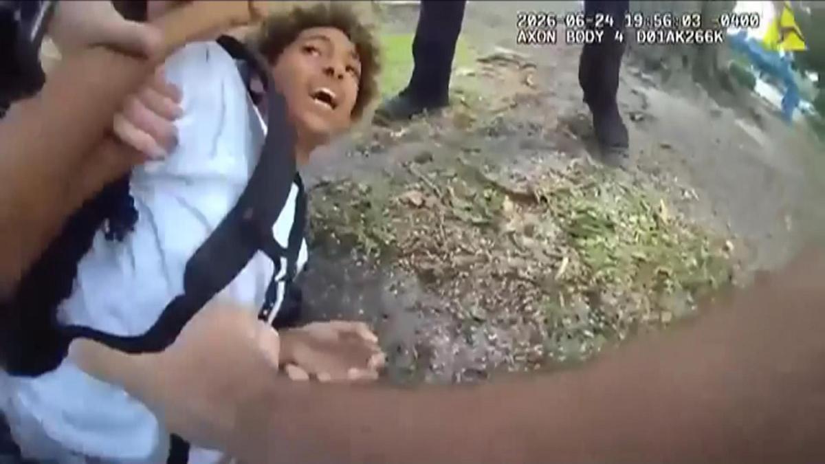 15 yaşındaki çocuğa polis şiddeti haber görseli