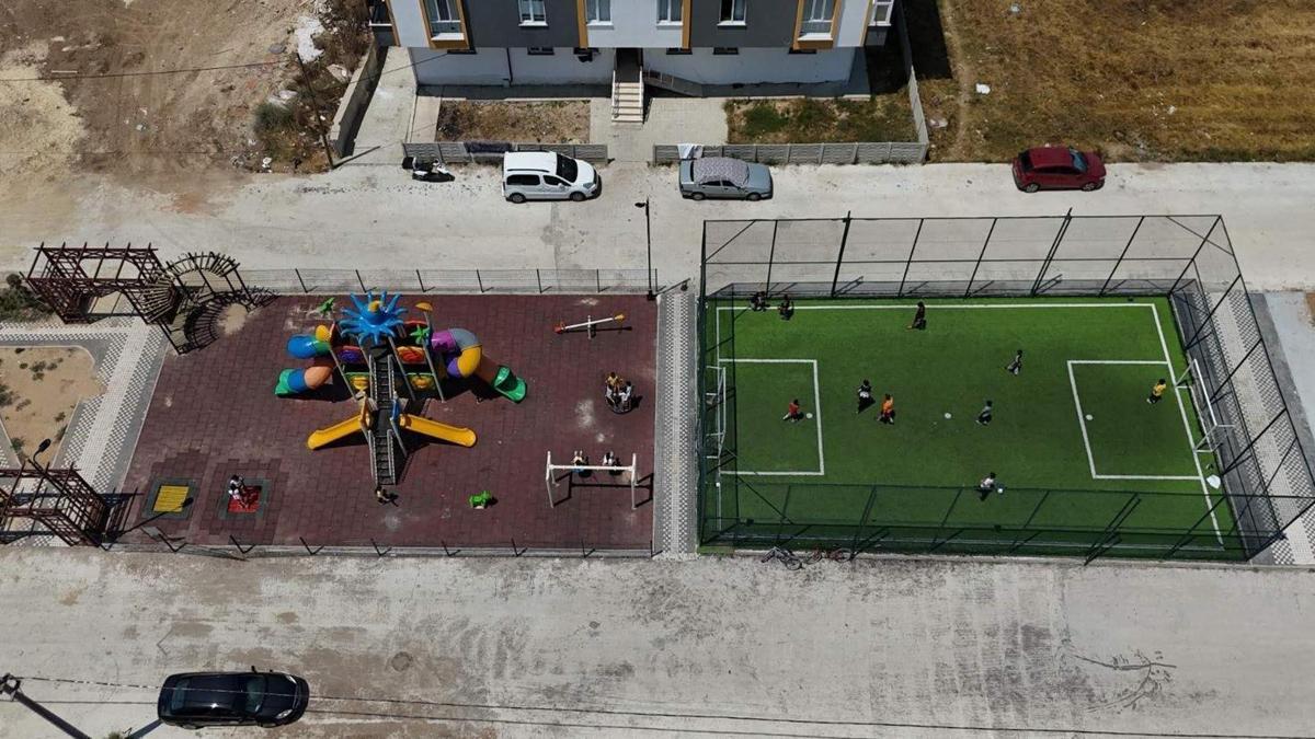Tekirdağ Büyükşehir Belediyesi'nin Kapaklı'ya yaptığı park hizmete açıldı haber görseli