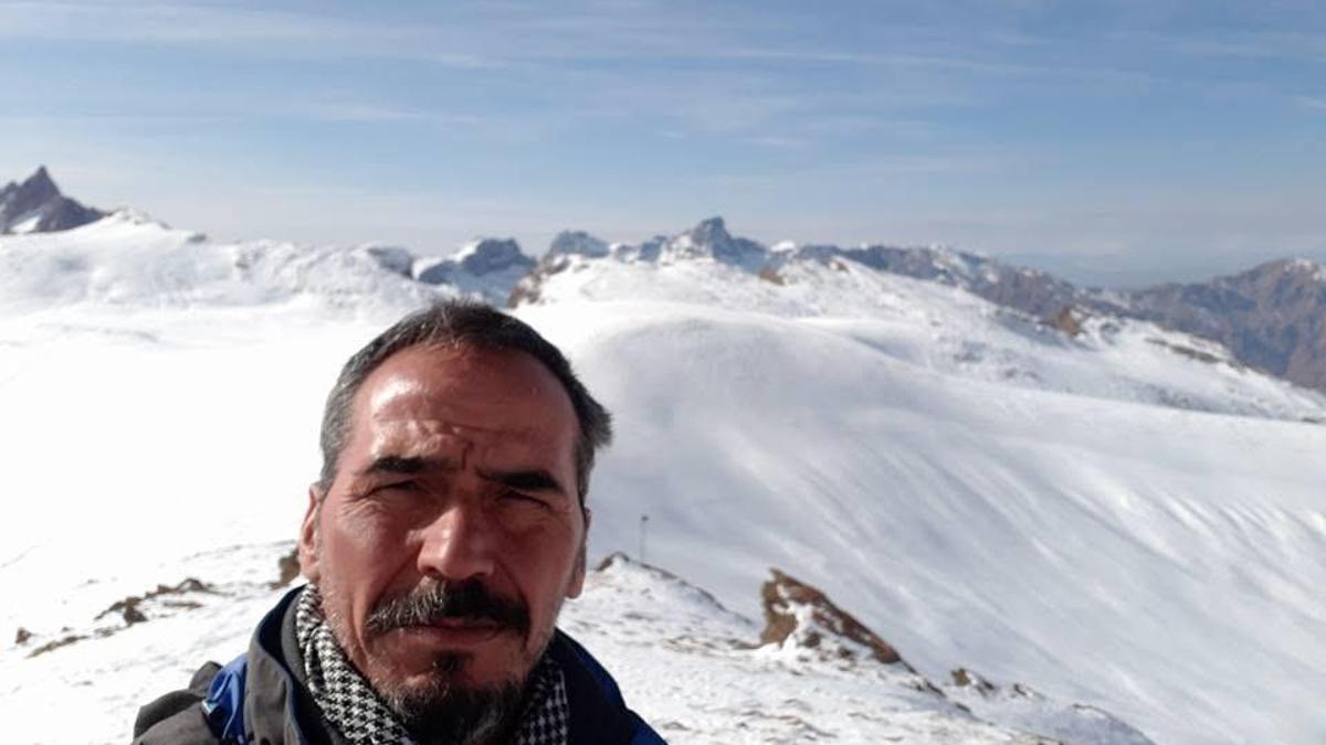 Hakkari'de Cilo Sat Dağı'na tırmanış sonrası kaybolan dağcı Yüksel Işık'ı arama çalışmaları devam ediyor.