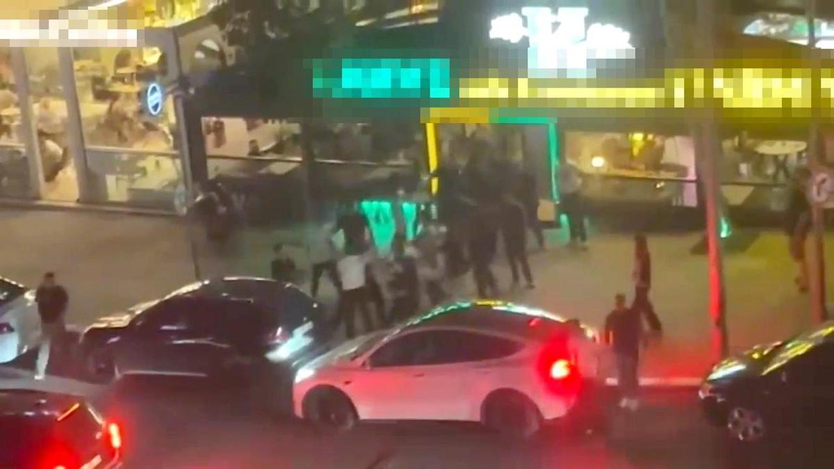Avcılar'da kafede bıçaklı kavga: 3 gözaltı haber görseli