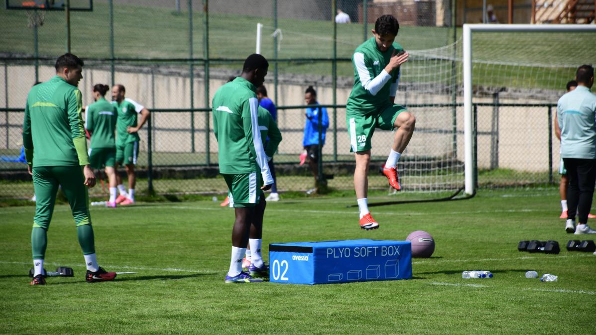 Bursaspor, yeni sezon hazırlıklarını Düzce'de sürdürdü haber görseli