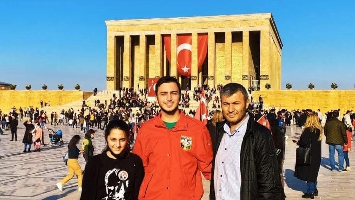 Orman şehidi oğlunun adı verilen ormana can suyu taşıyor haber görseli