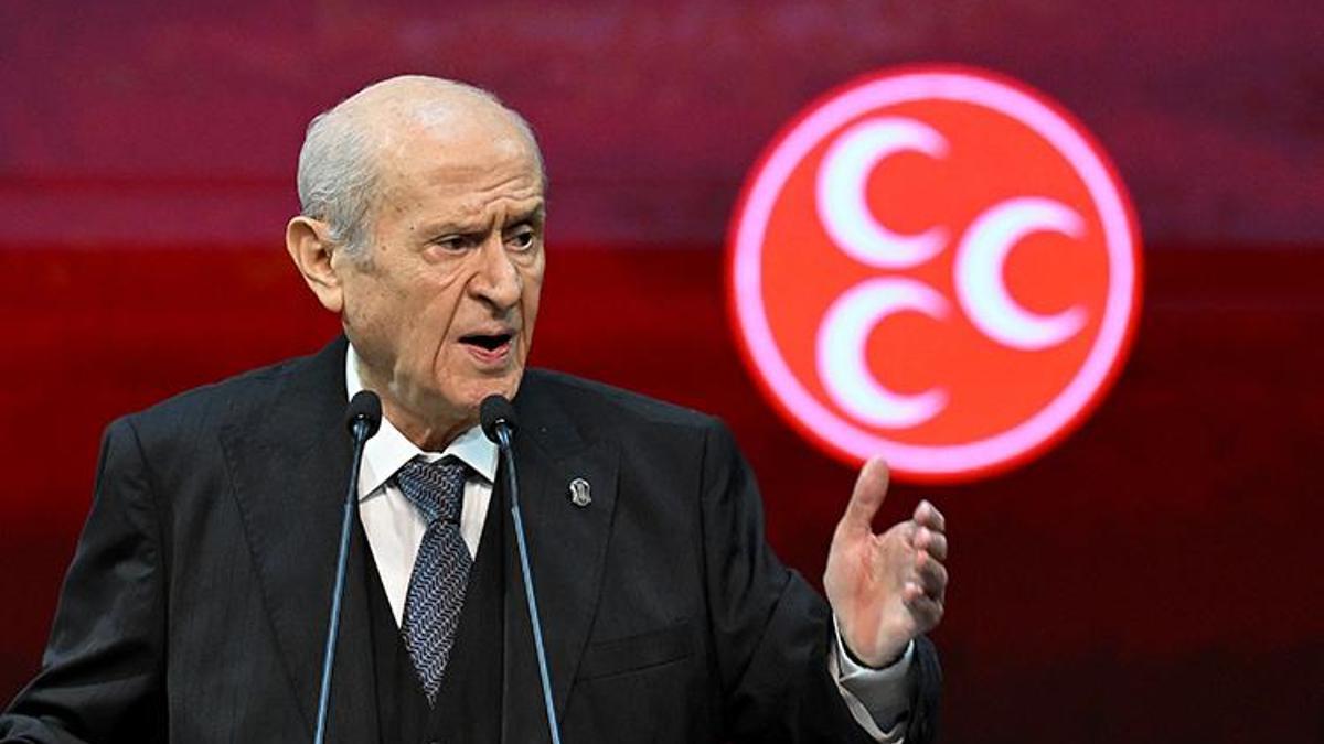 SON DAKİKA! Devlet Bahçeli'den Kıbrıs açıklaması: "Türk'tür, Türk kalacak" haber görseli