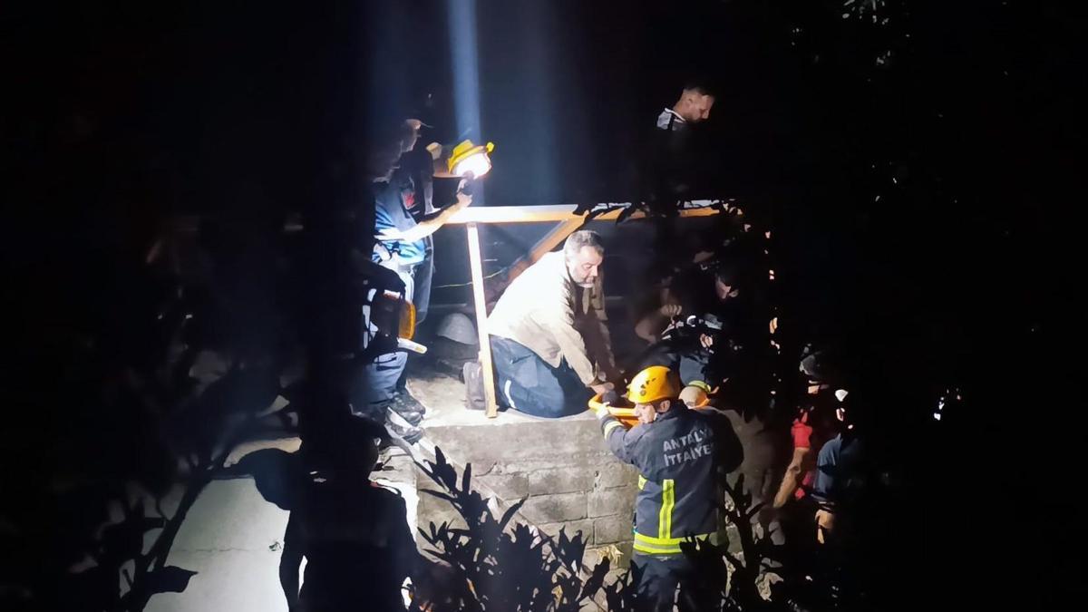 Alanya'da elektrik direğinde çalışma yapan bir kişinin akıma kapılması sonucu hayatını kaybetmesi.