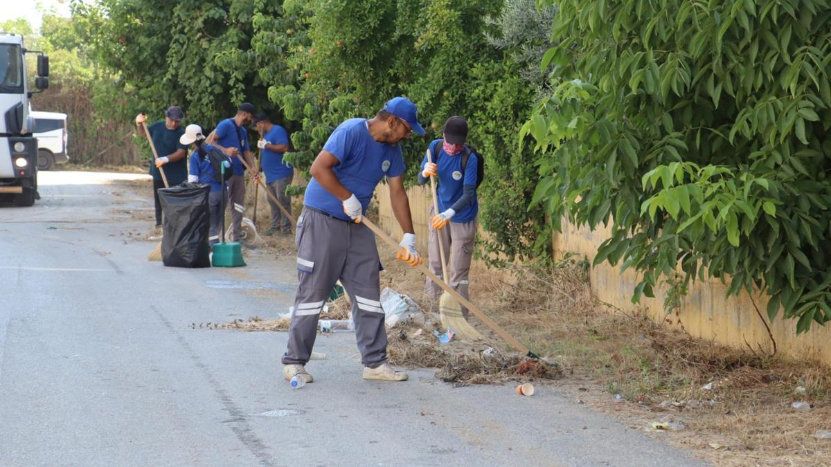 Toroslar’da sokaklar ve ortak yaşam alanları titizlikle temizleniyor haber görseli