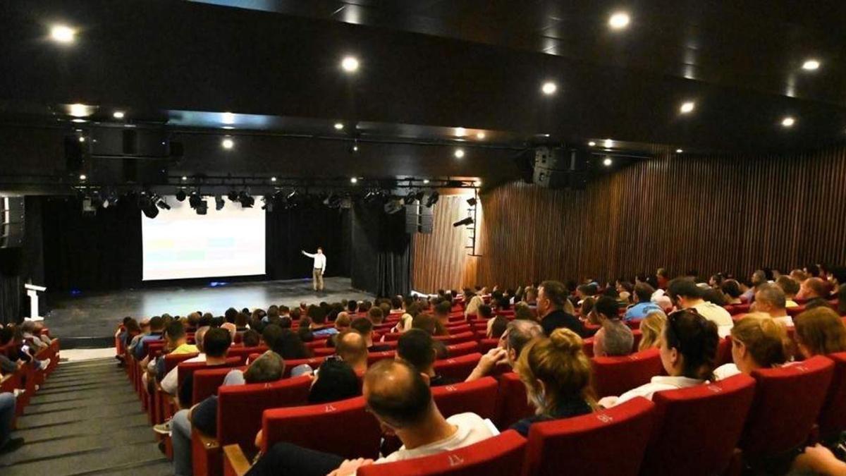 Tekirdağ Büyükşehir Belediyesi personeline 'etik değerler' eğitimi haber görseli