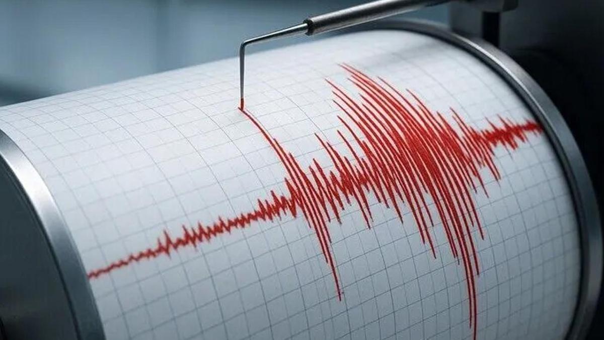 Antalya'da meydana gelen 3,5 büyüklüğündeki depreme ait genel bir görüntü.
