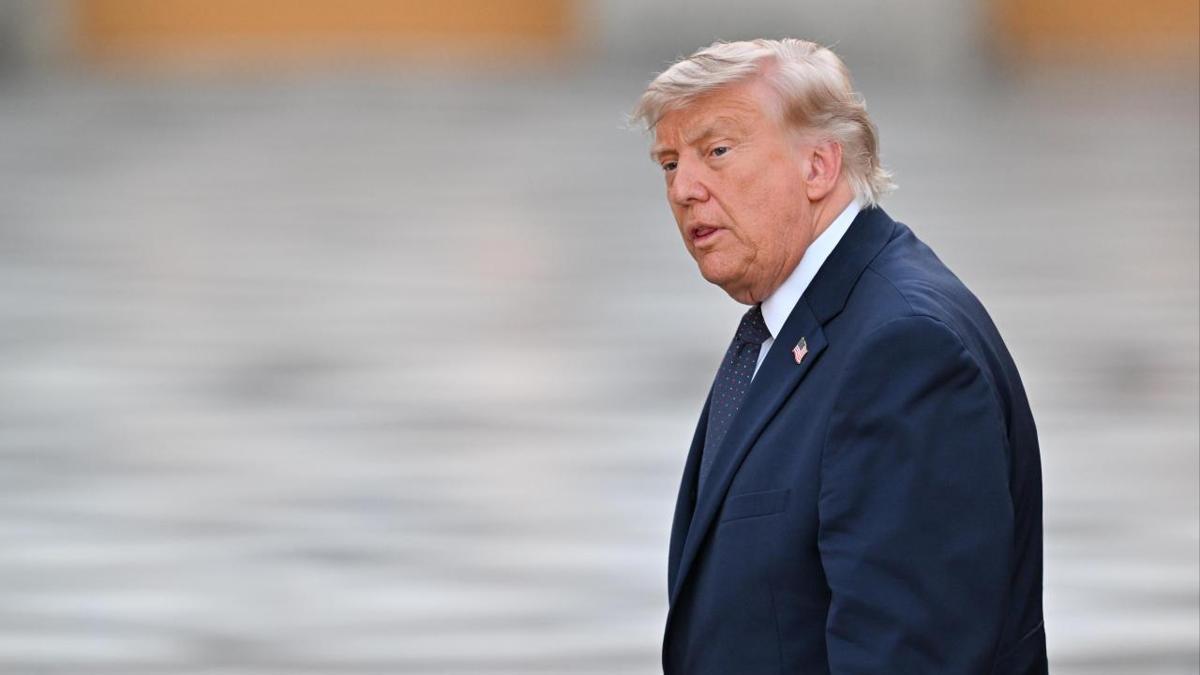 Trump, gelecek başkanlık seçimlerinde "bir kez daha aday olacağını" açıkladı