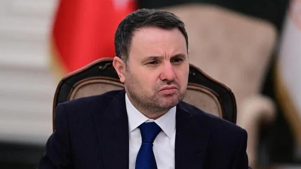 Adalet Bakanı Yılmaz Tunç'un hakim ve savcı yardımcısı Yusuf Aslan için paylaştığı taziye mesajı.