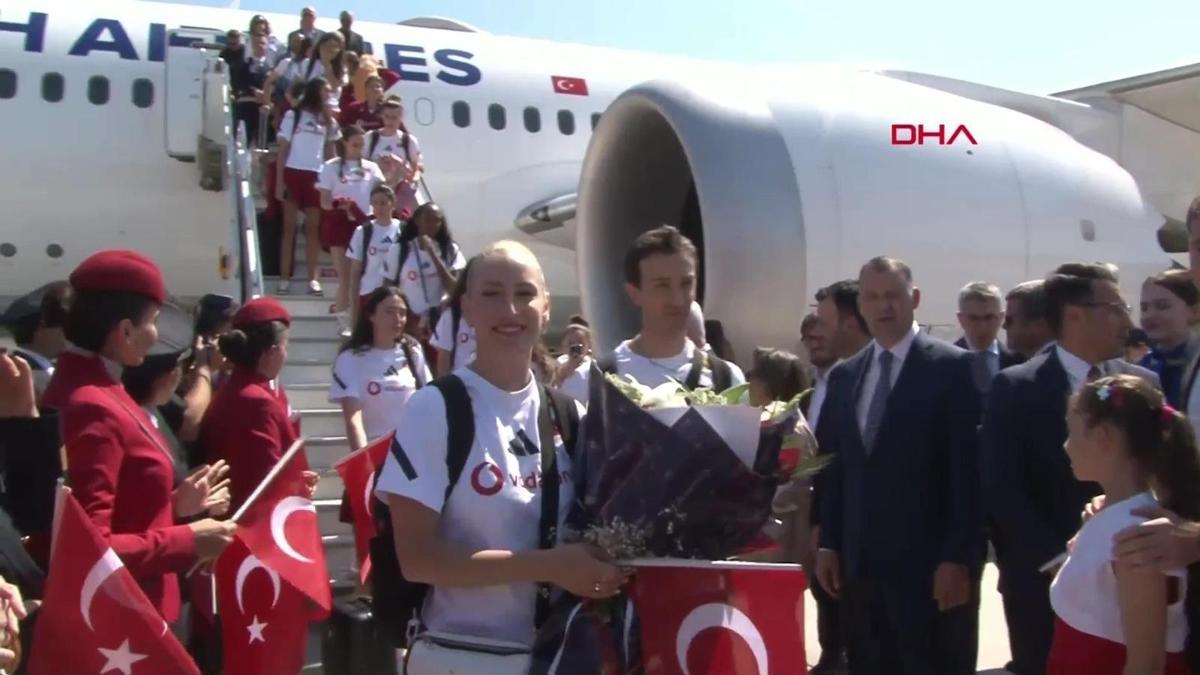Milletler Ligi kupası Türkiye'de! FİLENİN SULTANLARI YURDA DÖNDÜ
