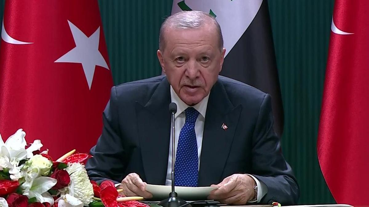 Cumhurbaşkanı Recep Tayyip Erdoğan ortak basın toplantısında konuşuyor.