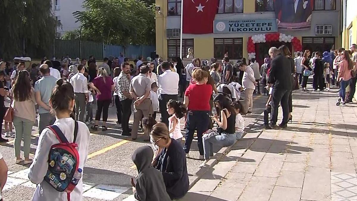 MEB, Okul Yönetmeliği’nde değişiklik yaptı haber görseli