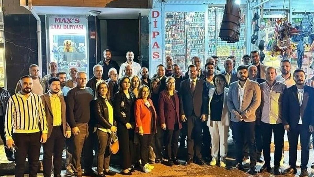 Hatay'da CHP'den 54 kişi istifa etti