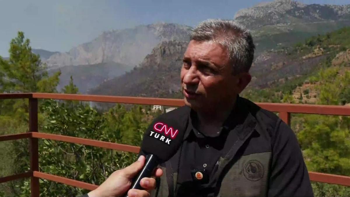 Antalya Valisi CNN TÜRK'te: Çok yoğun rüzgarla mücadele ediyoruz